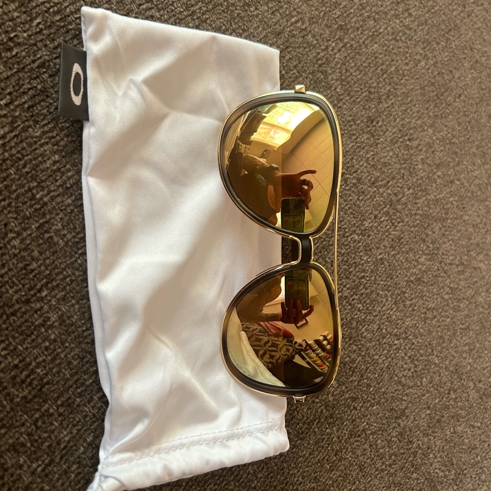 Oakley Split Time sunglasses
